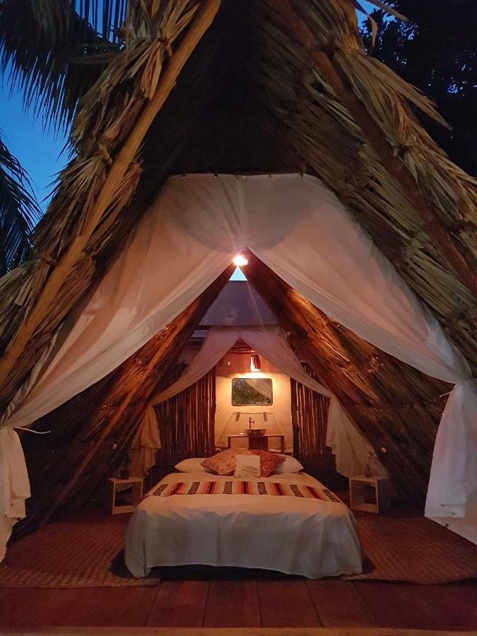 El Buho Bacalar Eco-Cabanas Hostal Ngoại thất bức ảnh